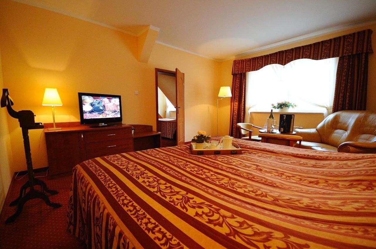 Отели типа «постель и завтрак» Maxim honorujemy bon turystyczny Квидзын-16